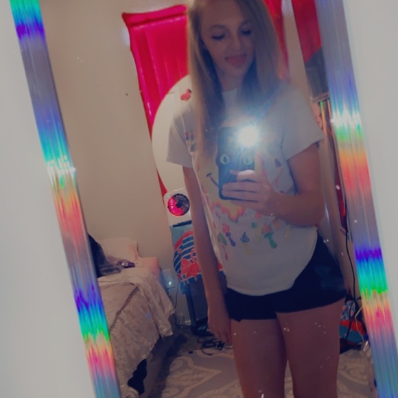 Meet your Posher, Randi - Picture 1 of 1